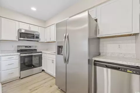 Kitchen - 723 Brook Ln, Conway, SC 29526 photo 1 of 1