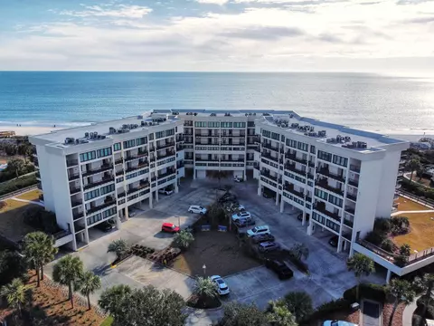 645 Retreat Beach Cir, Pawleys Island, SC 29585