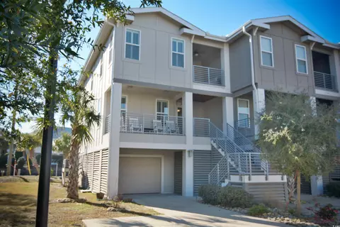 600 48th Ave S #403, North Myrtle Beach, SC 29582