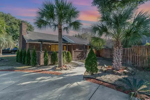 783 Kittiwake Ln, Murrells Inlet, SC 29576