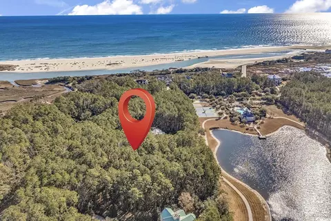 3153 Vanderbilt Blvd, Pawleys Island, SC 29585