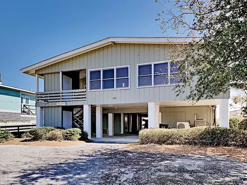 102 Seaview Loop, Pawleys Island, SC 29585