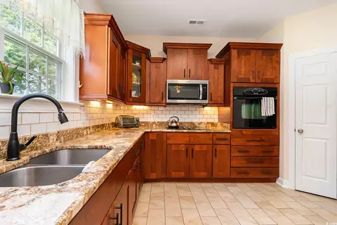 Kitchen - 234 Sugar Mill Loop, Myrtle Beach, SC 29588 photo 4 of 4