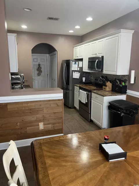 Kitchen - 389 Cabo Loop, Myrtle Beach, SC 29588 photo 1 of 2