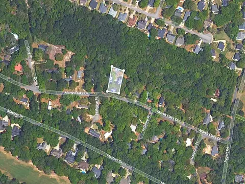 154 Marsh Oaks Dr, Pawleys Island, SC 29585