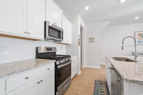Kitchen - 5371 Knobcone Loop #B, Myrtle Beach, SC 29577 photo 5 of 5