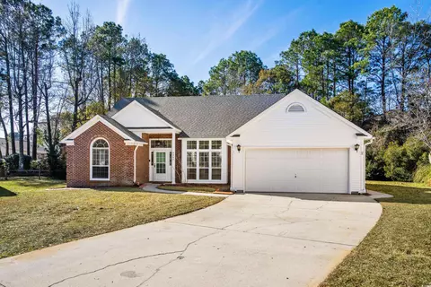 2307 Blackbird Ct, Murrells Inlet, SC 29576
