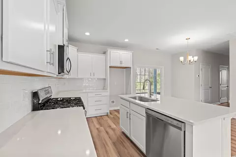 112 Lakota Loop, Longs, SC 29568 photo 4