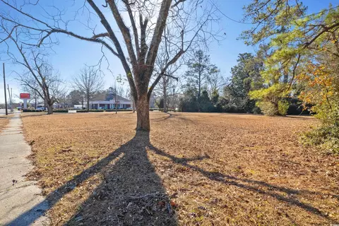3540 Main St, Loris, SC 29569