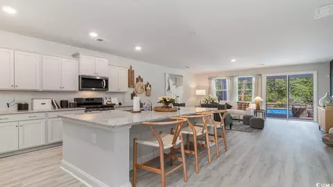 Kitchen - 736 Rupert Dr, Conway, SC 29526 photo 2 of 2