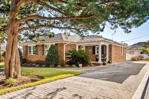 205 9th Ave N, North Myrtle Beach, SC 29582