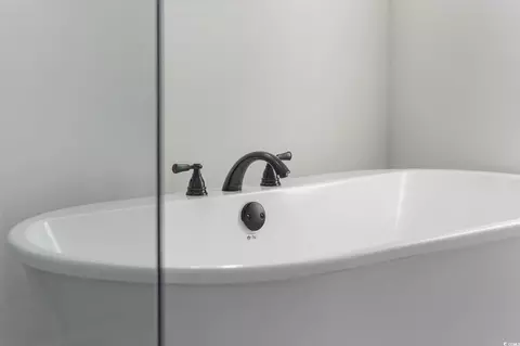 Bath - 965 Hackler St #B, Myrtle Beach, SC 29577 photo 3 of 4