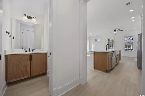 Entry Way - 965 Hackler St #B, Myrtle Beach, SC 29577 photo 2 of 7