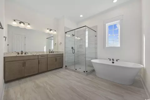 Bath - 965 Hackler St #B, Myrtle Beach, SC 29577 photo 1 of 4