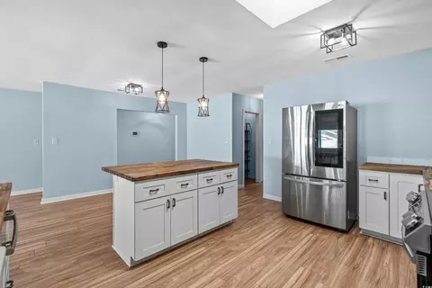 Kitchen - 1600 Gibson Ave, Myrtle Beach, SC 29575 photo 4 of 7