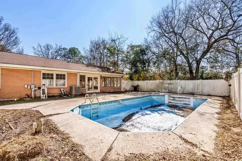 Exterior - 1600 Gibson Ave, Myrtle Beach, SC 29575 photo 3 of 5