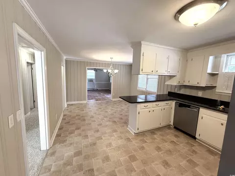 1803 School Dr, Scranton, SC 29591 photo 2