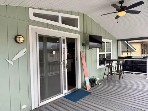 527 Sandpebble Dr, Surfside Beach, SC 29575 photo 3