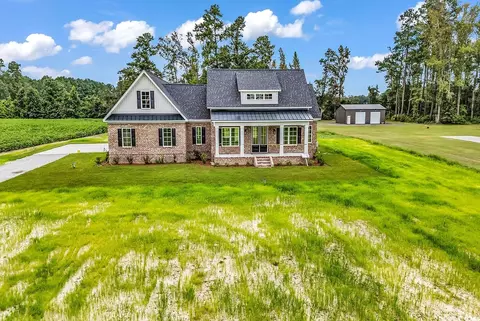 713 Horry Rd, Conway, SC 29526