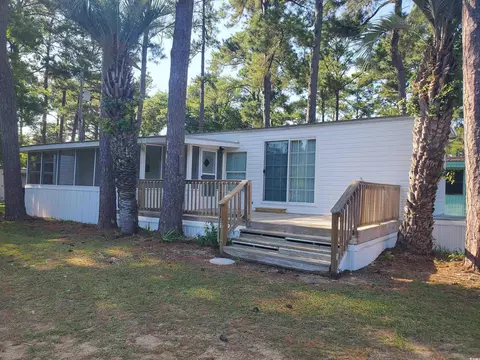 392 W Canal St, Murrells Inlet, SC 29576