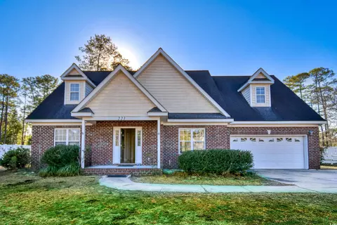 221 Hagley Dr, Pawleys Island, SC 29585