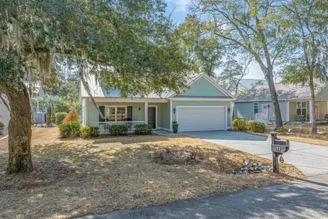 182 Minnow Dr, Pawleys Island, SC 29585