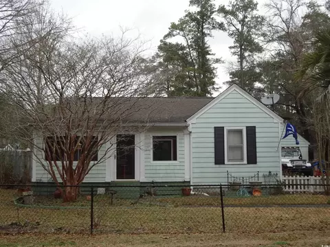 606 Dawson St, Georgetown, SC 29440
