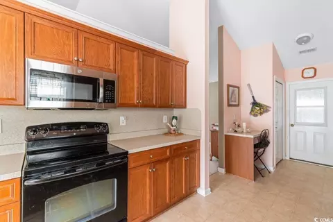 Kitchen - 401 Barton Loop, Myrtle Beach, SC 29579 photo 3 of 3