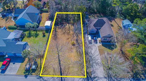 1003 Handy St, North Myrtle Beach, SC 29582