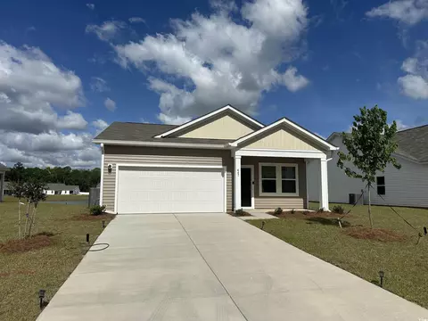 647 Castillo Dr, Loris, SC 29569
