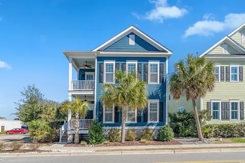 7624 Azure Dr, Myrtle Beach, SC 29572