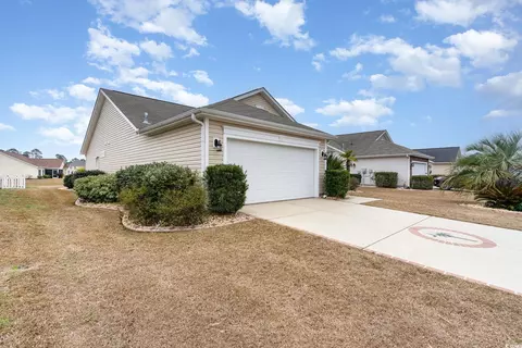 Exterior - 654 Old Castle Loop, Myrtle Beach, SC 29579 photo 7 of 10
