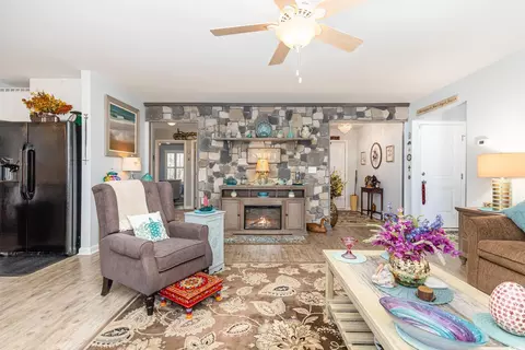 Living - 1052 Mccall Loop, Conway, SC 29526 photo 4 of 5