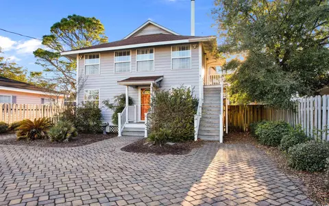 607 18th Ave S, North Myrtle Beach, SC 29582