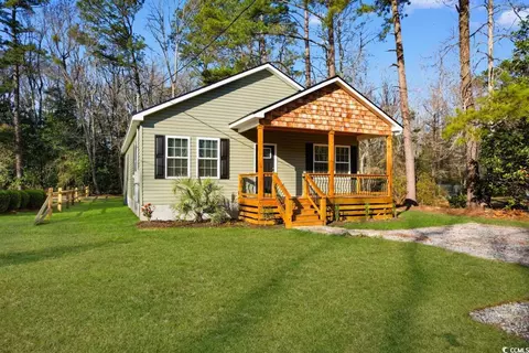 135 Oak Log Lake Rd, Conway, SC 29526