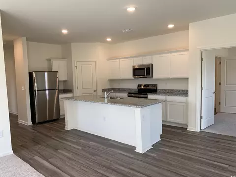 661 Castillo Dr, Loris, SC 29569 photo 5