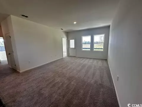 Living - 645 Castillo Dr, Loris, SC 29569 photo 1 of 1