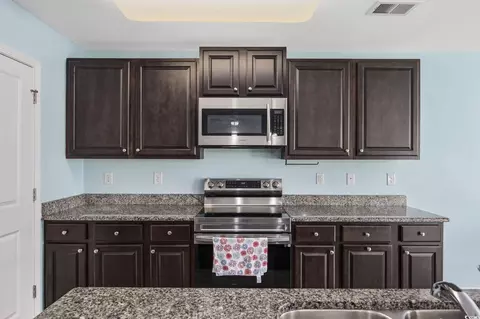 Kitchen - 1320 Midtown Village Dr, Conway, SC 29526 photo 5 of 6