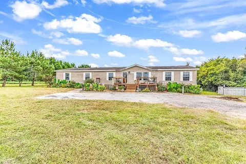 883 Fowler Rd, Conway, SC 29526
