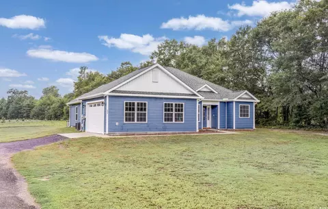 2900 Cherry Hill Rd, Loris, SC 29569