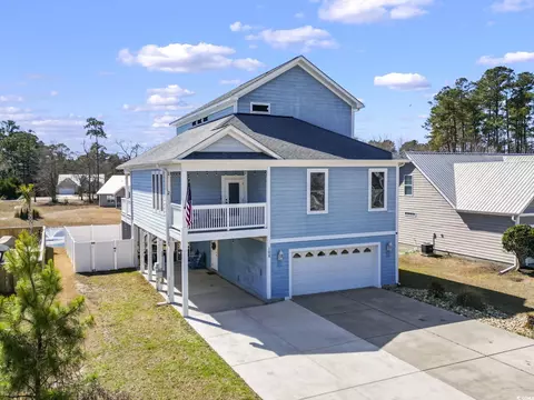 108 Fincham Dr, Little River, SC 29566