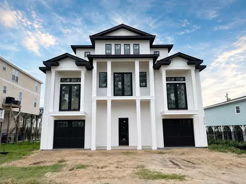 4710 Surf St, North Myrtle Beach, SC 29582