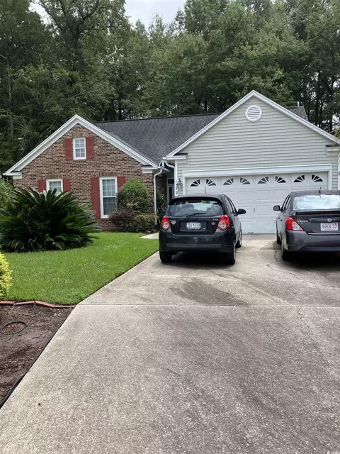 1372 Oakmont Ct, Murrells Inlet, SC 29576