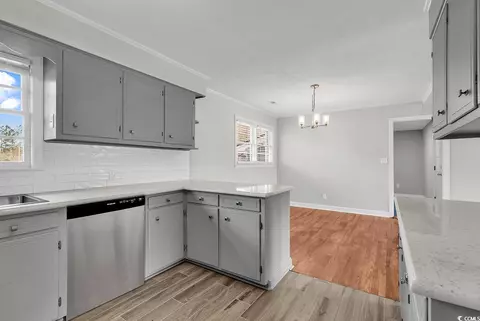 Kitchen - 4320 Stevens St, Loris, SC 29569 photo 5 of 5