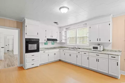 306 E Wine St, Mullins, SC 29574 photo 10