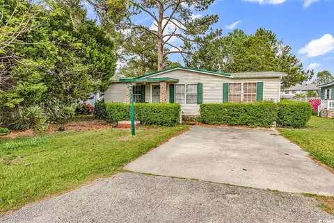 134 Queens Rd, Little River, SC 29566