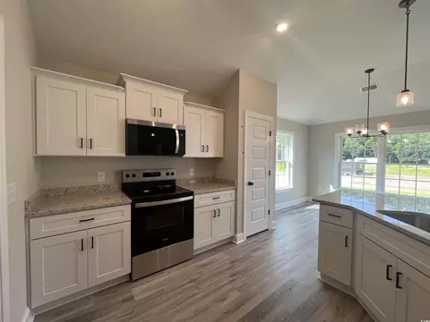 126 Palm Dr, Loris, SC 29569 photo 6