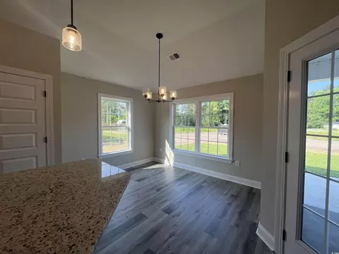 126 Palm Dr, Loris, SC 29569 photo 8