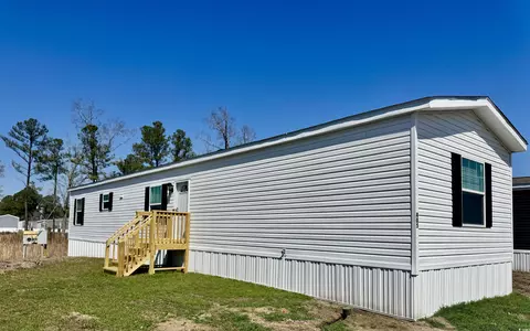 405 Cessna St, Myrtle Beach, SC 29577