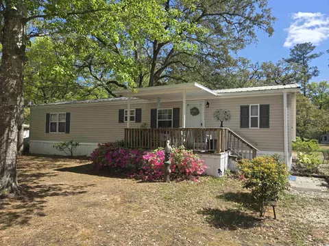 512 Porter Dr, Murrells Inlet, SC 29576